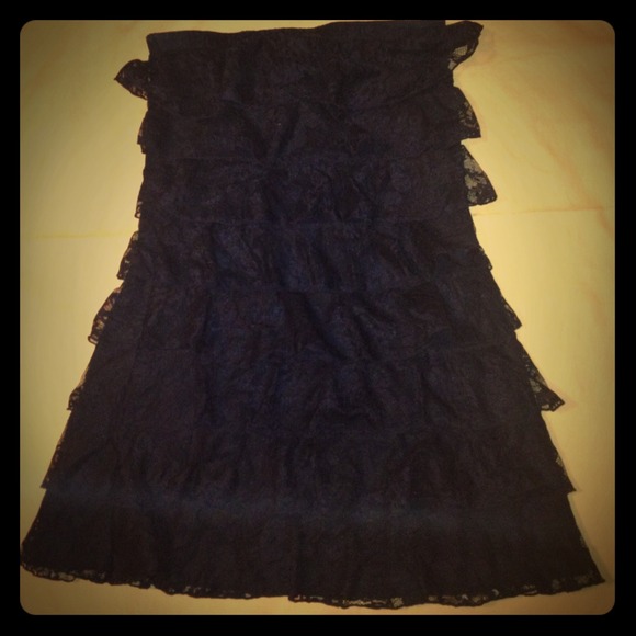 Express Black strapless lace dress. Size Medium.