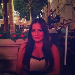 Meet your seller 💋