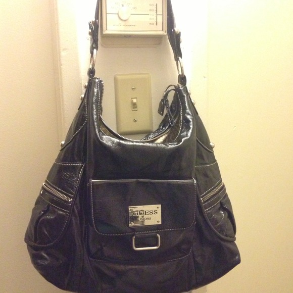 GUESS Purse 👜