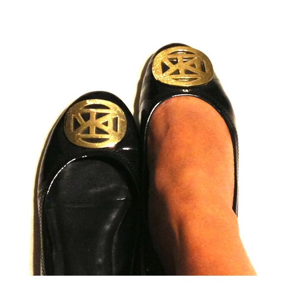 Anne Klein IFlex Patent Leather Black Flats