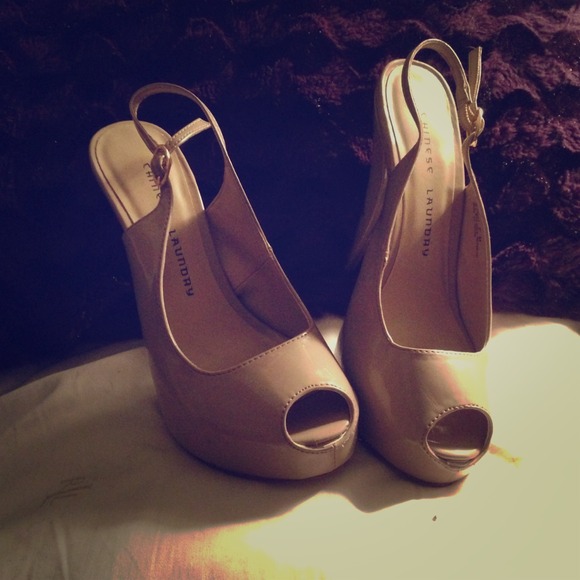 💞Chinese laundry high heels💞