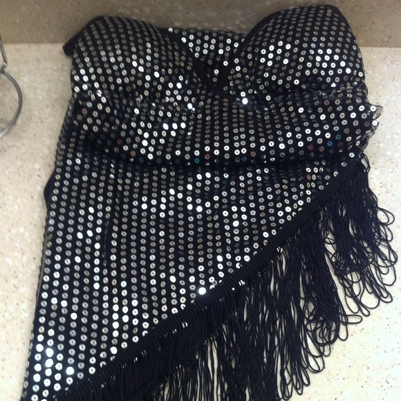 Reduced!-Beautiful sequined dress - Picture 2 of 4