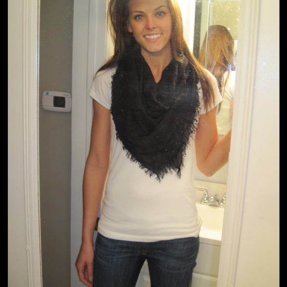 🚫SOLD🚫Frayed black scarf💕 - Picture 2 of 4