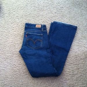 Levi's 💥traded💥