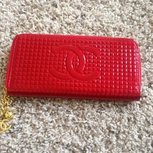 Chanel wallet