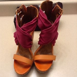 Summer blowout sale on 2 pair of wedges!!