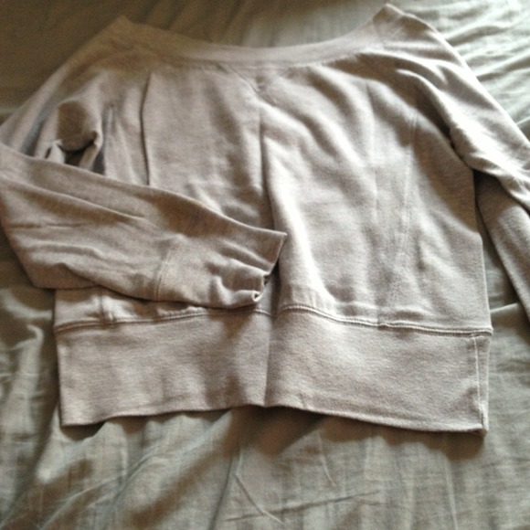 long sleeve "belly shirt"
