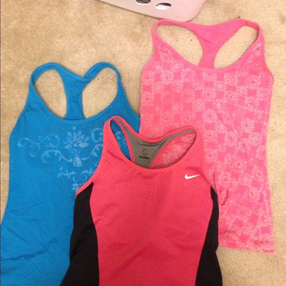 🎀SALE - 3 Workout Tops!