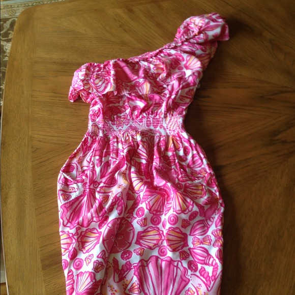 SOLD.   One shoulder Dress