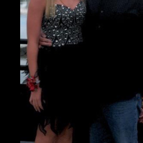 Prom dress - Picture 4 of 4