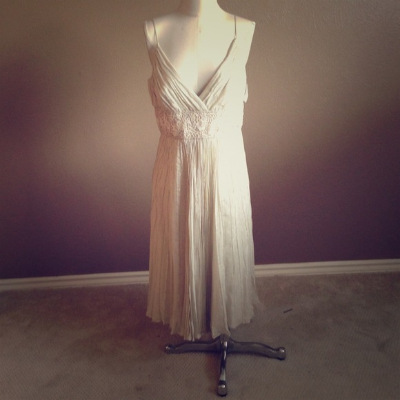 👗Sold👗 Carmen Marc Valvo dress