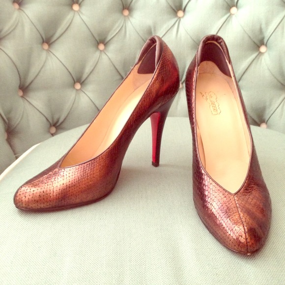 BRAND NEW Copper Snakeskin Red-Sole Pumps