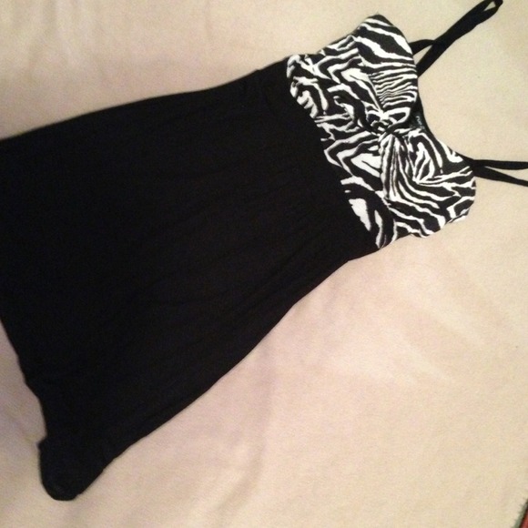 Zebra dress | large | rue 21