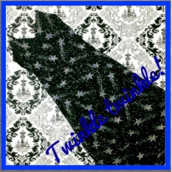 Slinky long shooting star dress. - Picture 3 of 4