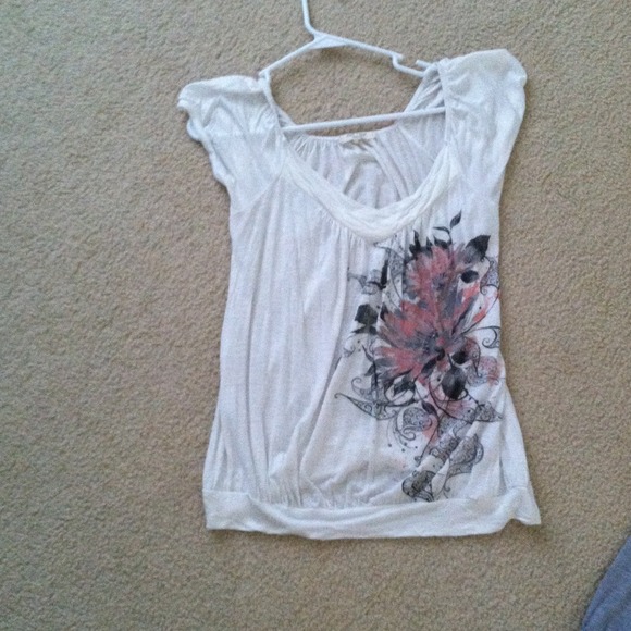 **SOLD**Bundle!! Two maternity tops!!