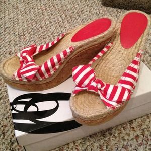 Nine West Red and white striped wedges size 7.5