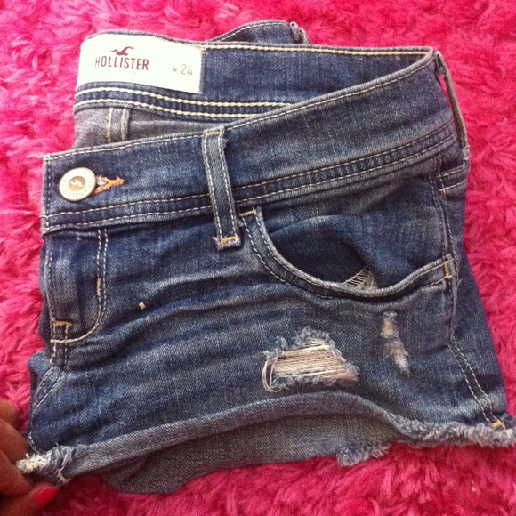 Hollister shorts❌❌SOLD - Picture 2 of 4