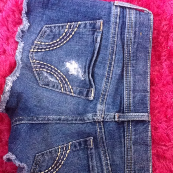 Hollister shorts❌❌SOLD - Picture 3 of 4