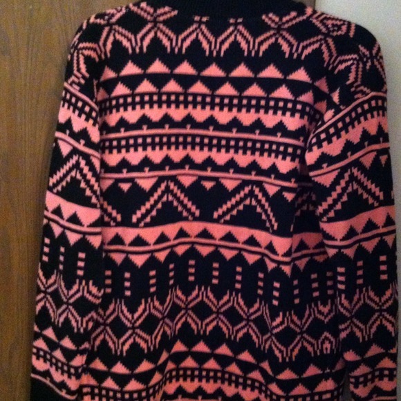 Sweater - Picture 2 of 2