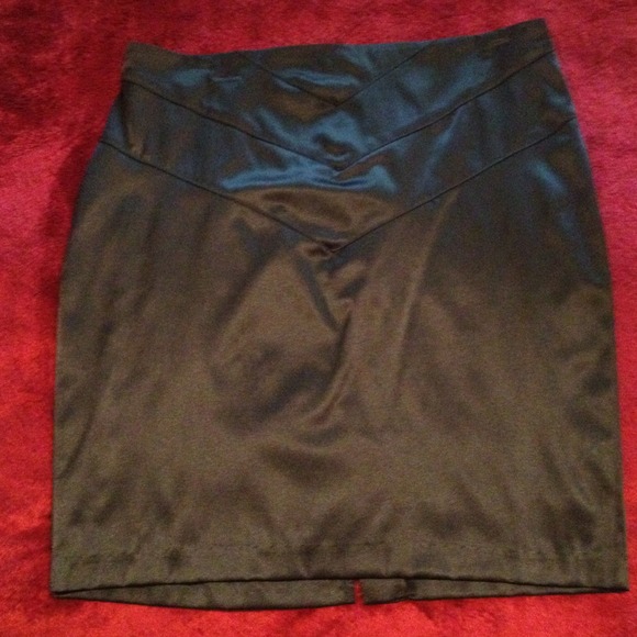 Arden B Skirt. Never Worn.