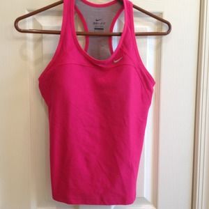 Nike tank. Great color!