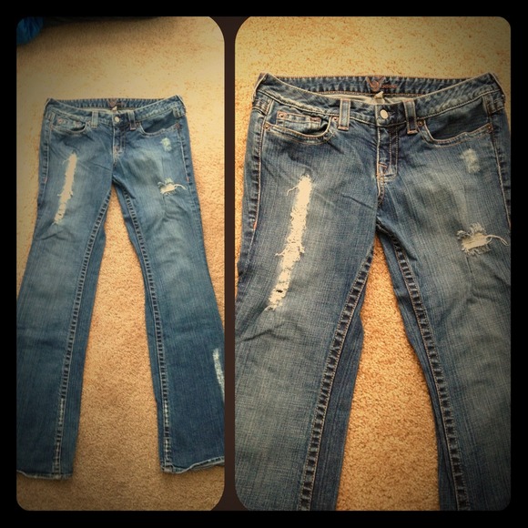 SOLD Bebe distressed jeans with bling pockets  31
