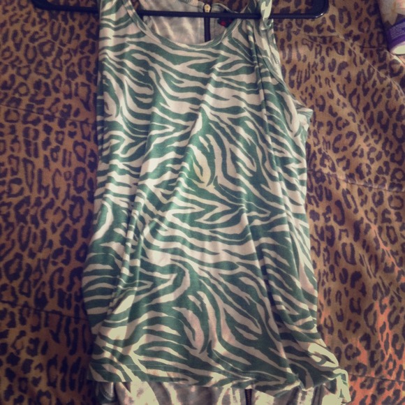 Zebra tank