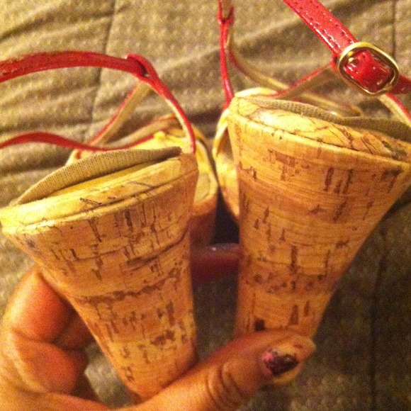 Wedges👣👣👠👠💄 - Picture 3 of 4