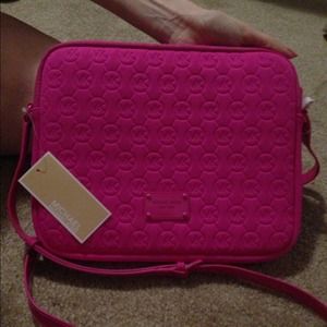 Listing for anyyydiane Michael Kors NEW iPad Case