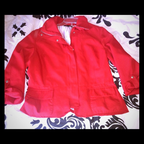 4 piece bundle for Carly