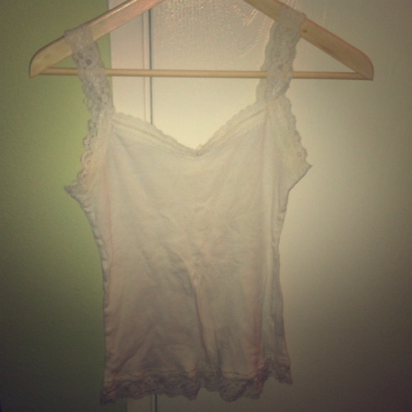 White lace trim tank