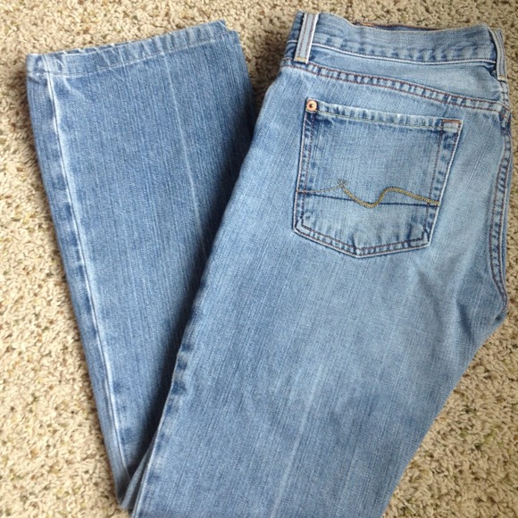 7 for all mankind