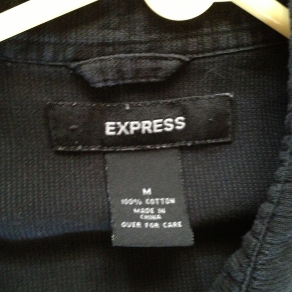 Black long sleeve men's button up from express - Picture 2 of 3
