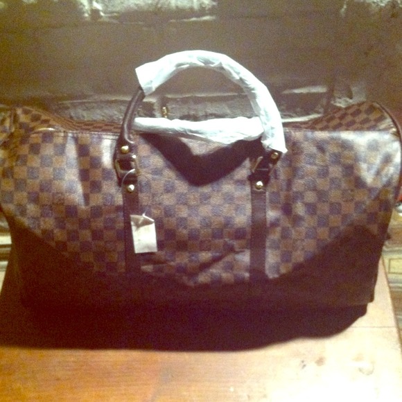 Lv Duffle Tote❤❤❤