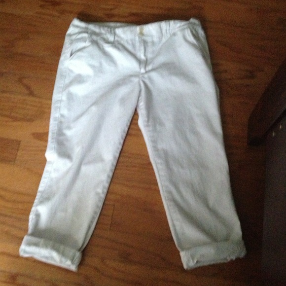American eagle capris