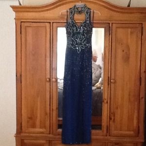 Exquisite dress for sell