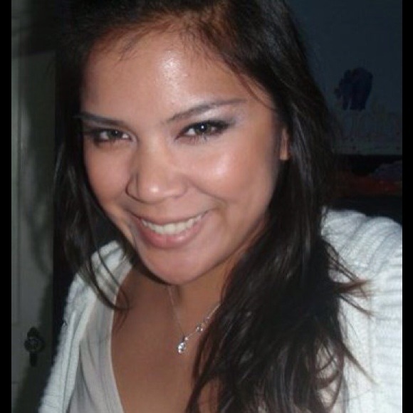 MEET YOUR SELLER!!!!! - Picture 2 of 4