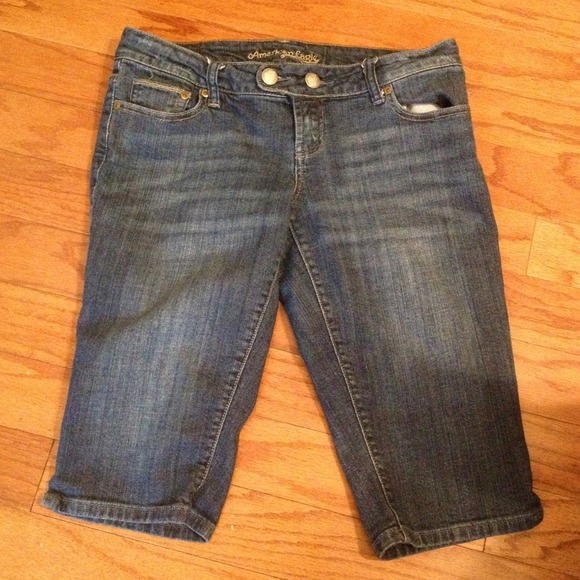 American eagle capris