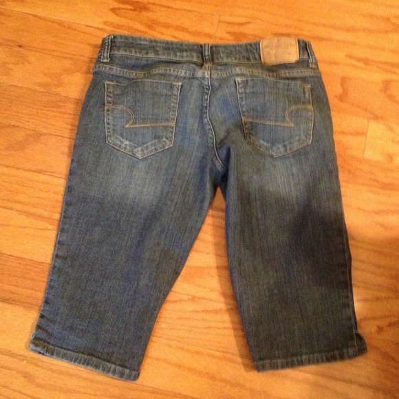 American eagle capris - Picture 2 of 2
