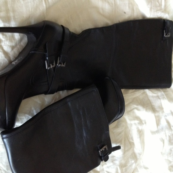 Lether Boots zise 9