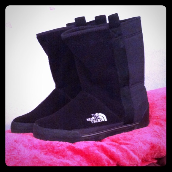 The North Face Boots - HOLD*****Black North Face Boots