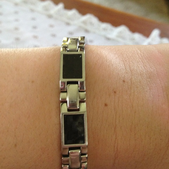 Bracelet - Picture 2 of 3