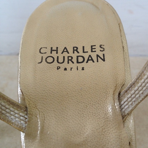 Charles Jordan gold sling backs - Picture 4 of 4
