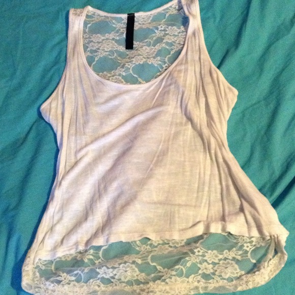 💥TRADED💥Cream hi-lo lace tank