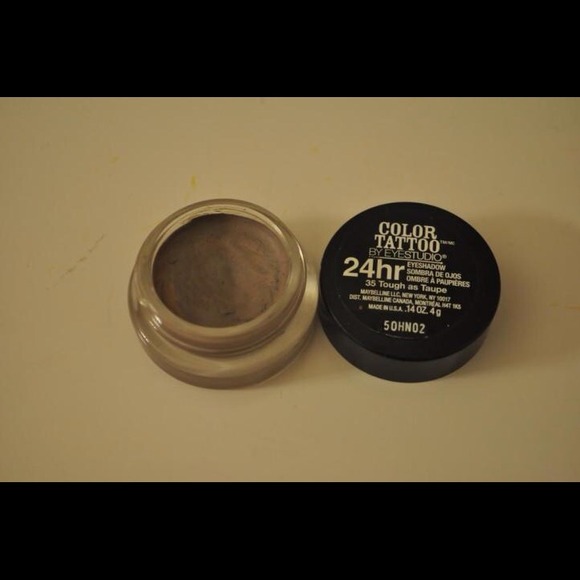 🔴SOLD🔴Maybelline color tattoo in tough as taupe - Picture 1 of 1