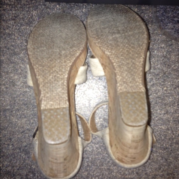 SOLD Toms sandals - Picture 3 of 3