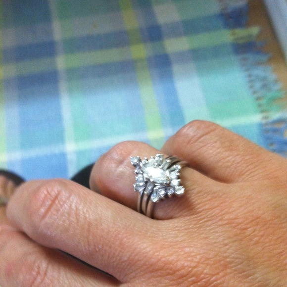 Silver weeding ring 3 in one beutiful - Picture 1 of 3
