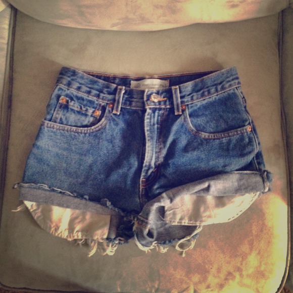 High waisted Levi cut offs