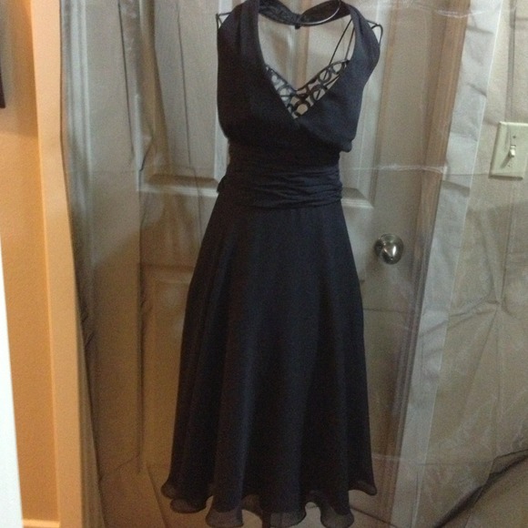 Maggy London Dresses & Skirts - NEW haltertop🍷black short dress.🍷SAVE $62 off 🍷