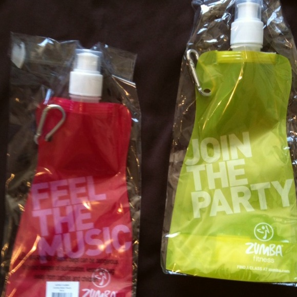 **SALE**Zumba water pouch (no trades)